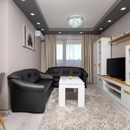 Comfy With Private Parking Пловдив